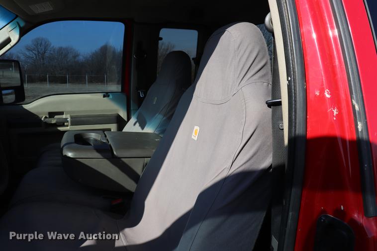 image for item EC9429 2010 Ford F250 Super Duty XLT Super Cab pickup truck