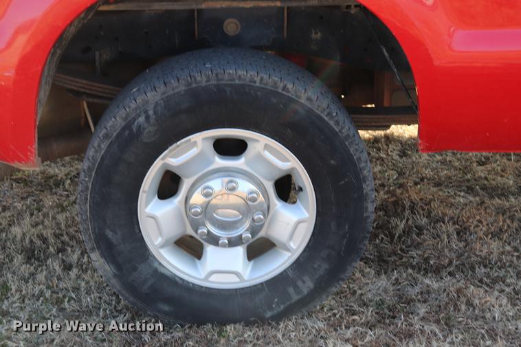 image for item EC9429 2010 Ford F250 Super Duty XLT Super Cab pickup truck