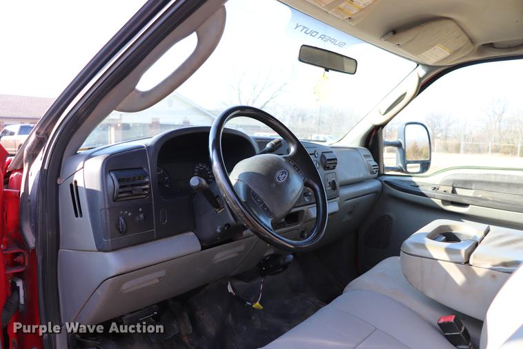 image for item EC9430 2007 Ford F450 Super Duty Super Cab flatbed truck