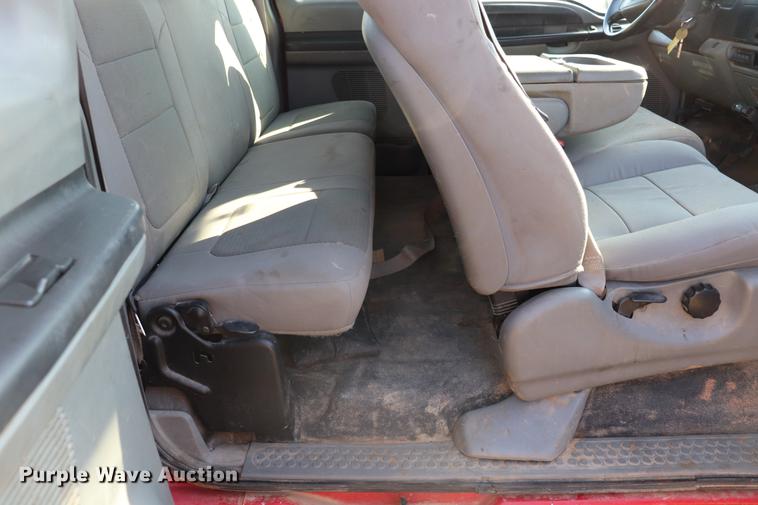 image for item EC9430 2007 Ford F450 Super Duty Super Cab flatbed truck