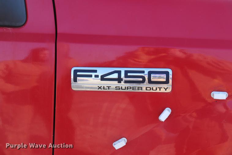 image for item EC9430 2007 Ford F450 Super Duty Super Cab flatbed truck