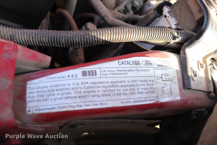 image for item EC9430 2007 Ford F450 Super Duty Super Cab flatbed truck