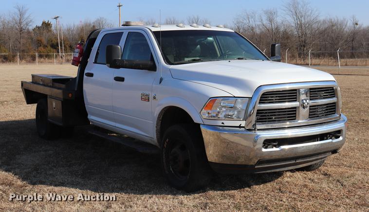 image for item EC9431 2012 Dodge Ram 3500 Crew Cab flatbed pickup truck