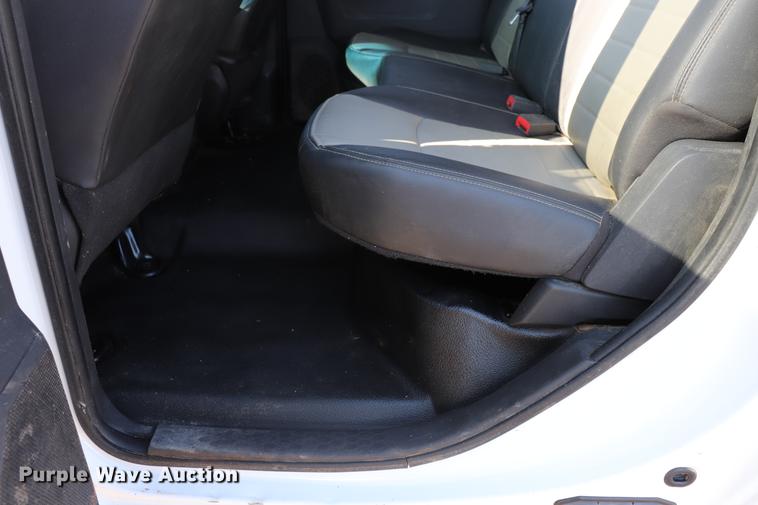 image for item EC9431 2012 Dodge Ram 3500 Crew Cab flatbed pickup truck