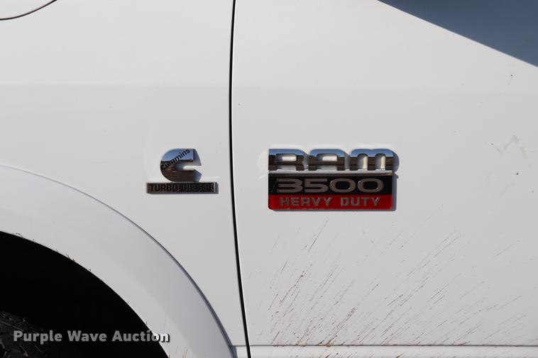 image for item EC9431 2012 Dodge Ram 3500 Crew Cab flatbed pickup truck