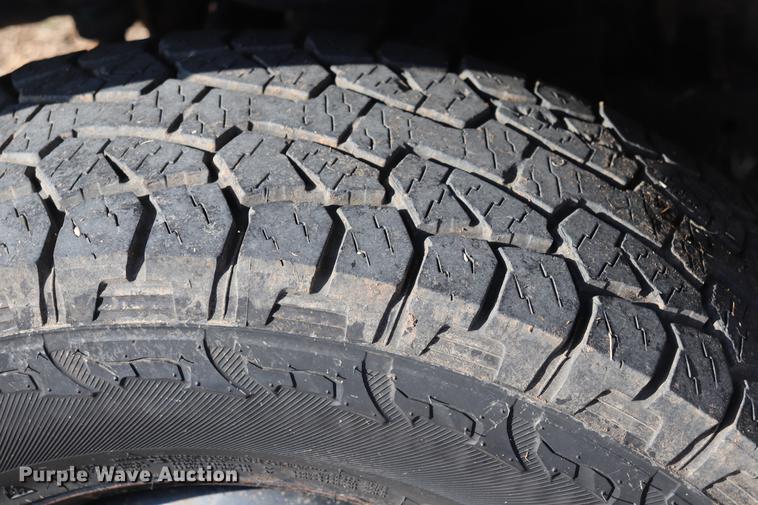 image for item EC9431 2012 Dodge Ram 3500 Crew Cab flatbed pickup truck