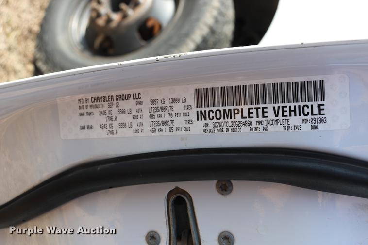 image for item EC9431 2012 Dodge Ram 3500 Crew Cab flatbed pickup truck