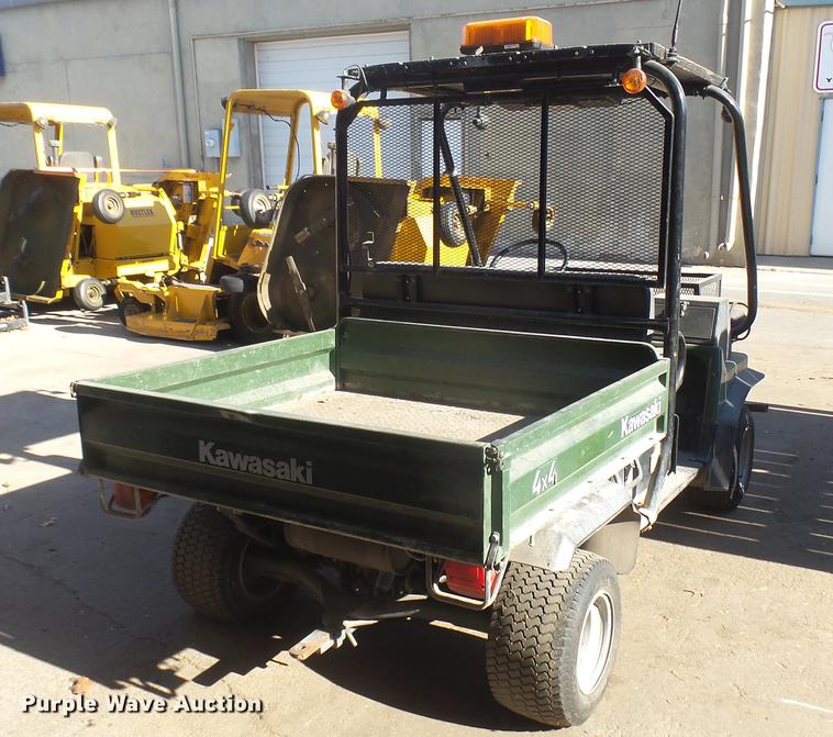 image for item ED9083 2000 Kawasaki Mule utility vehicle