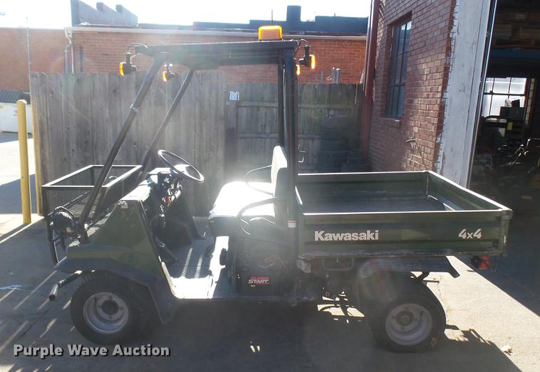 image for item ED9083 2000 Kawasaki Mule utility vehicle