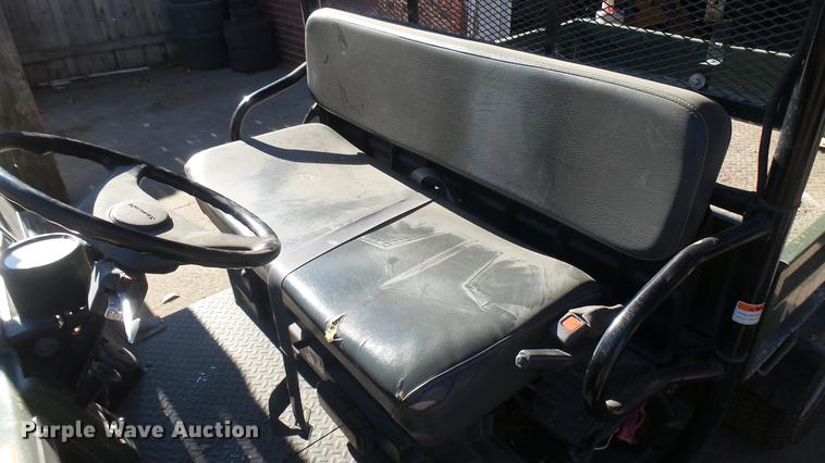 image for item ED9083 2000 Kawasaki Mule utility vehicle