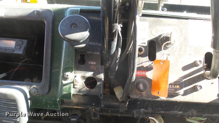 image for item ED9083 2000 Kawasaki Mule utility vehicle