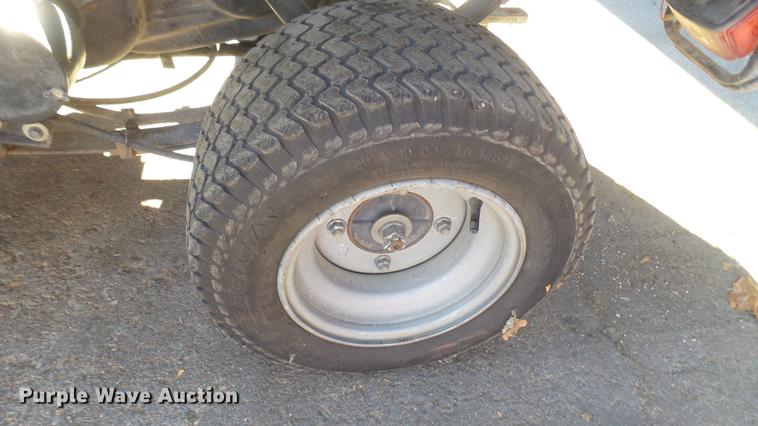 image for item ED9083 2000 Kawasaki Mule utility vehicle