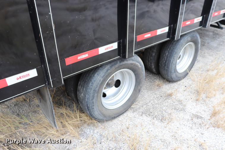 image for item ED9545 2016 Kodiak dump trailer