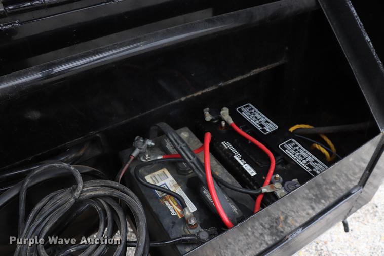 image for item ED9545 2016 Kodiak dump trailer