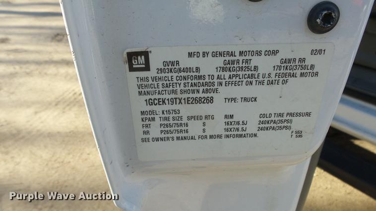 image for item EF9339 2001 Chevrolet Silverado 1500 Ext. Cab pickup truck