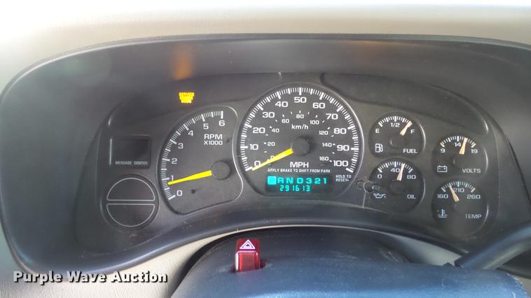 image for item EF9339 2001 Chevrolet Silverado 1500 Ext. Cab pickup truck