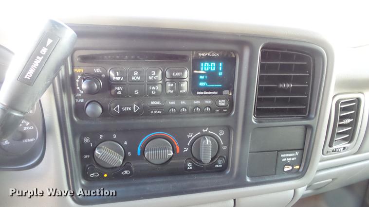 image for item EF9339 2001 Chevrolet Silverado 1500 Ext. Cab pickup truck