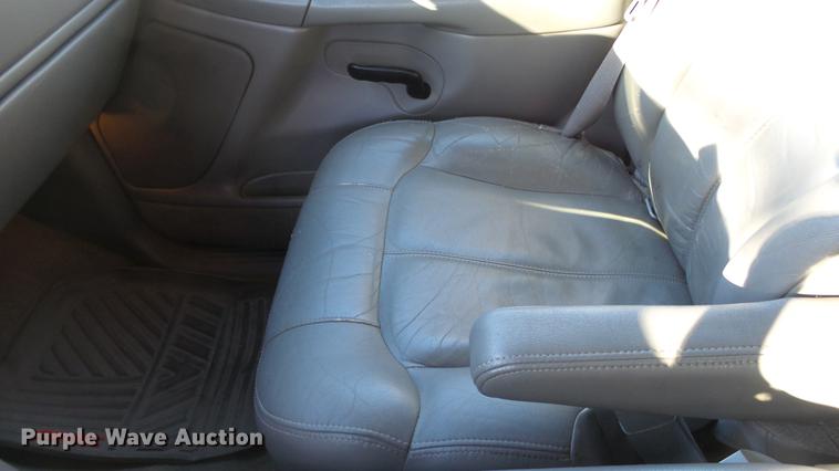 image for item EF9339 2001 Chevrolet Silverado 1500 Ext. Cab pickup truck