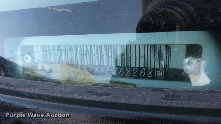 image for item EF9339 2001 Chevrolet Silverado 1500 Ext. Cab pickup truck