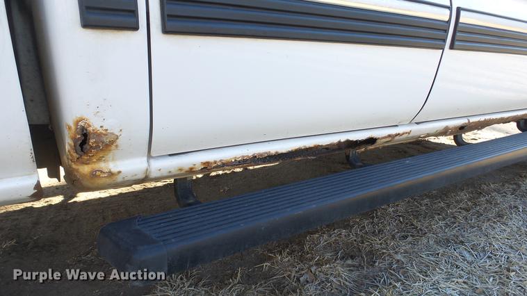 image for item EF9339 2001 Chevrolet Silverado 1500 Ext. Cab pickup truck