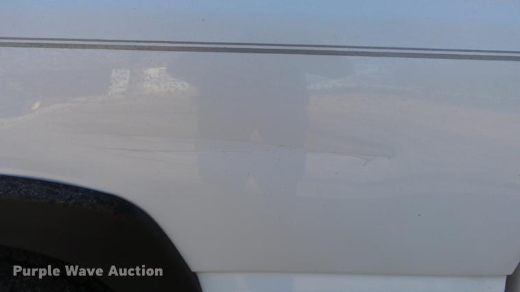 image for item EF9339 2001 Chevrolet Silverado 1500 Ext. Cab pickup truck