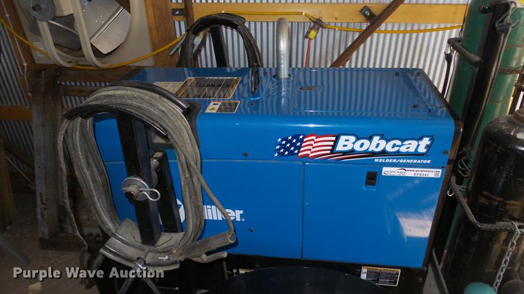 image for item EF9342 Miller Bobcat 225 welder/generator