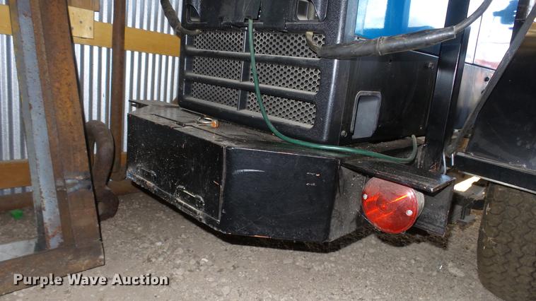 image for item EF9342 Miller Bobcat 225 welder/generator