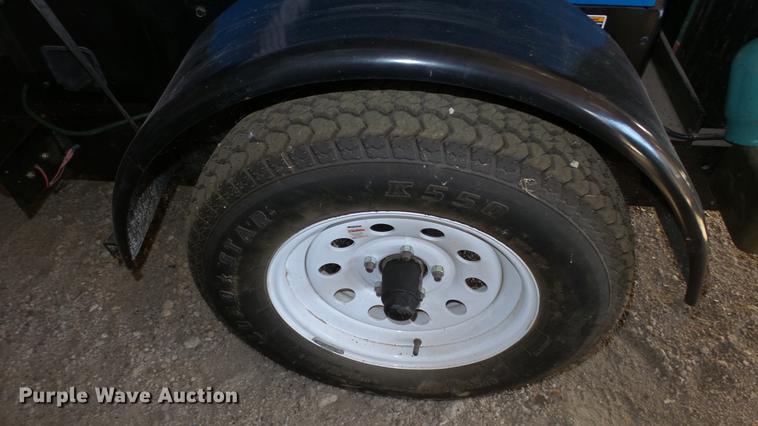 image for item EF9342 Miller Bobcat 225 welder/generator