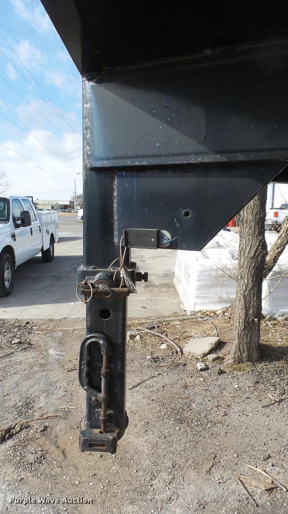 image for item EF9425 2002 Iron Ox enclosed cargo trailer