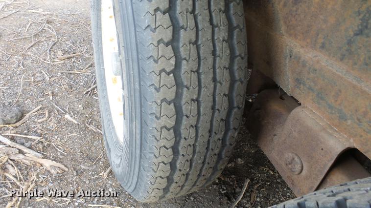 image for item EF9425 2002 Iron Ox enclosed cargo trailer