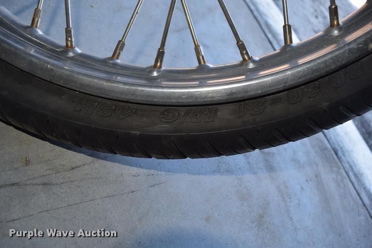 image for item EH9649 1985 Harley Davidson Super Glide motorcycle