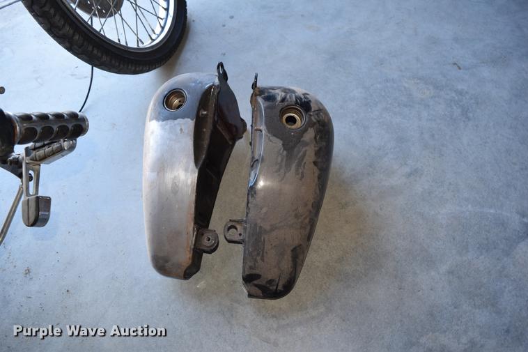 image for item EH9649 1985 Harley Davidson Super Glide motorcycle