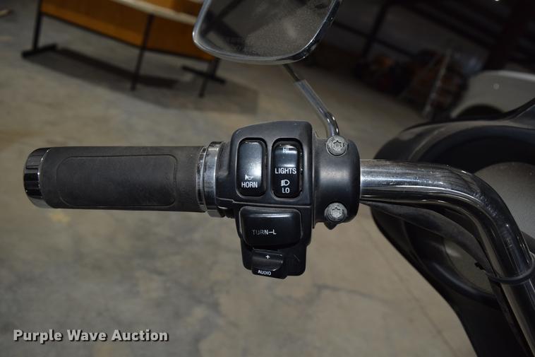 image for item EH9650 1999 Harley Davidson FLHTCI Electra Glide Classic motorcycle