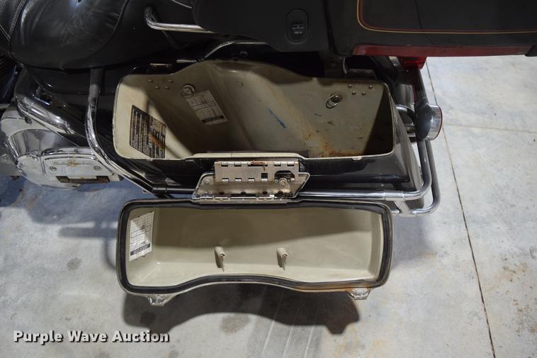 image for item EH9650 1999 Harley Davidson FLHTCI Electra Glide Classic motorcycle