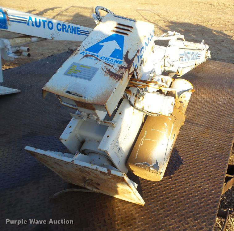 image for item EI9525 Auto Crane 3203 crane