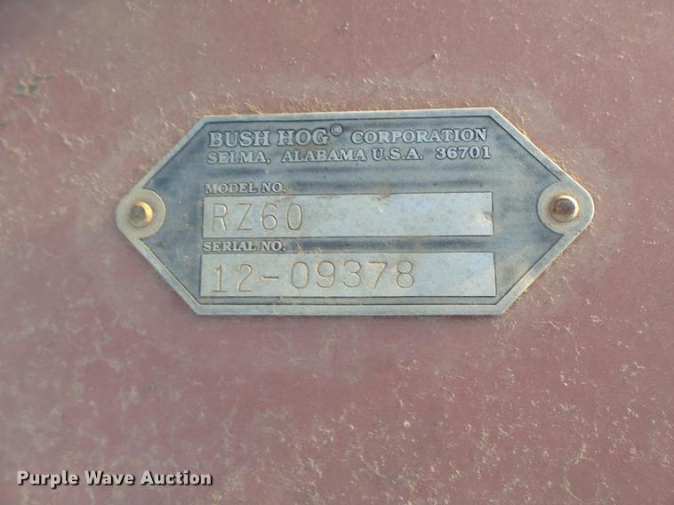 image for item EI9526 Kubota L2500D MFWD tractor