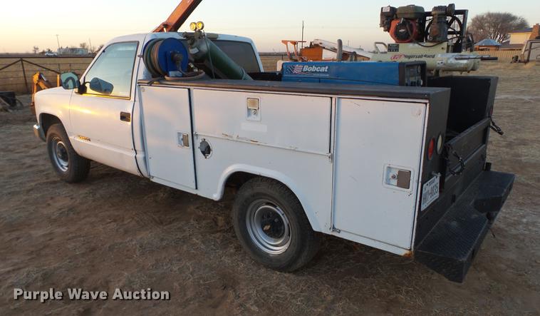 image for item EI9527 1992 Chevrolet 2500HD utility bed pickup truck