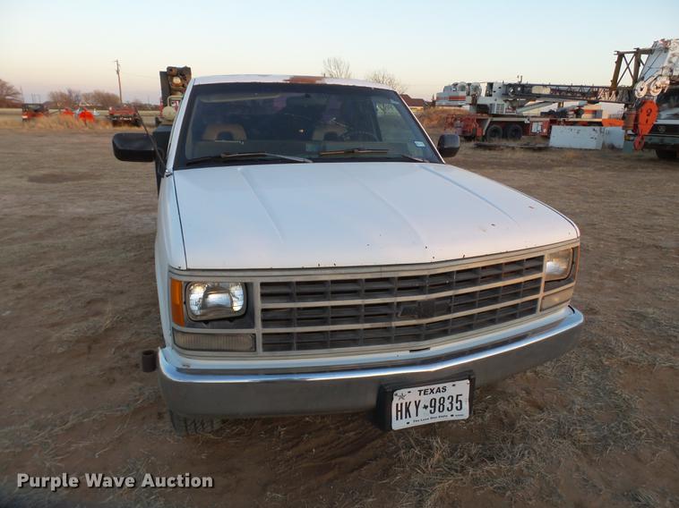 image for item EI9527 1992 Chevrolet 2500HD utility bed pickup truck