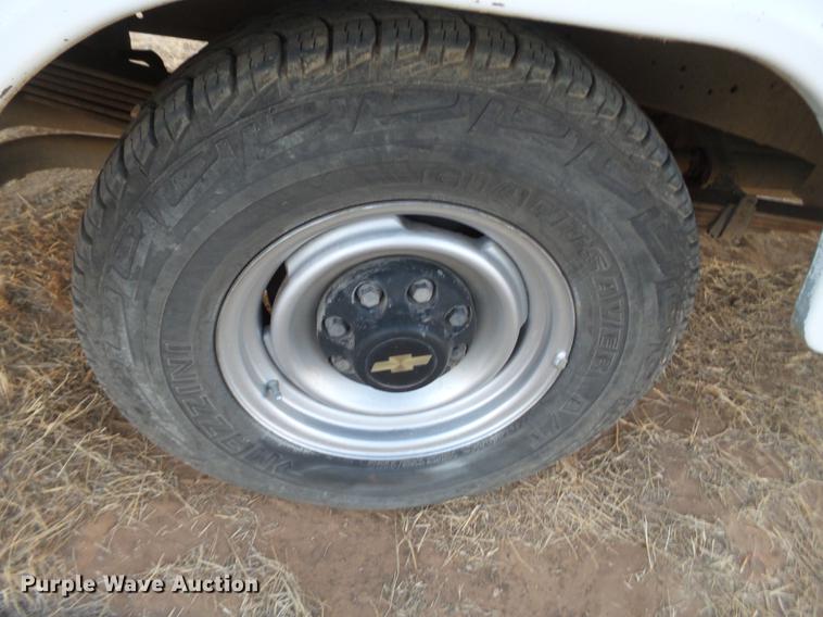 image for item EI9527 1992 Chevrolet 2500HD utility bed pickup truck