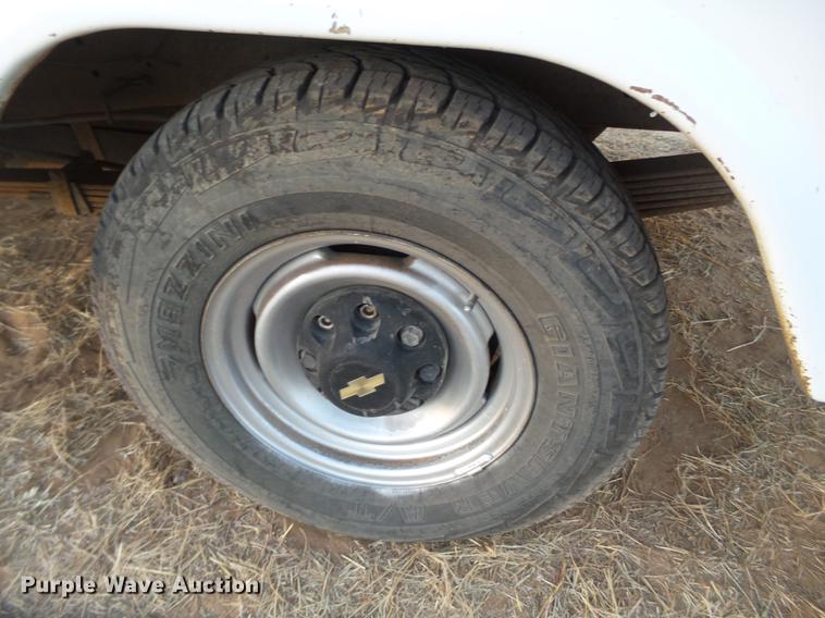 image for item EI9527 1992 Chevrolet 2500HD utility bed pickup truck