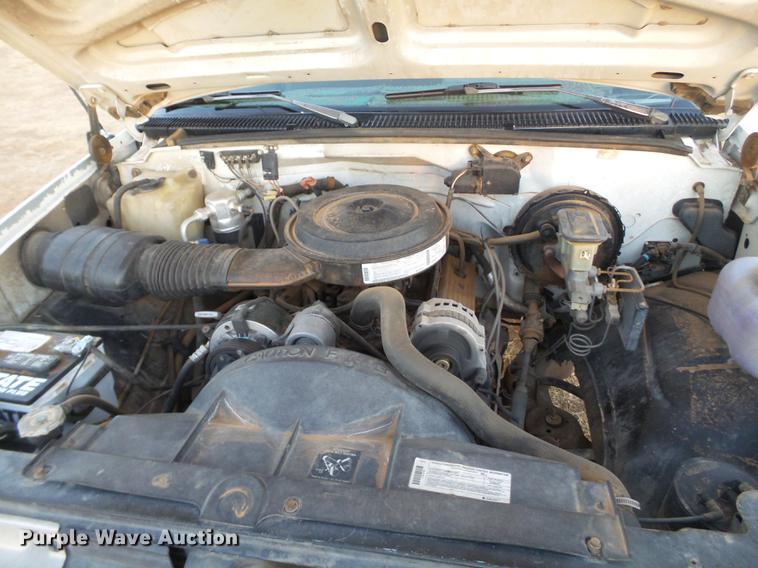 image for item EI9527 1992 Chevrolet 2500HD utility bed pickup truck