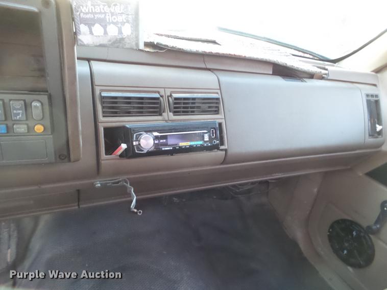 image for item EI9527 1992 Chevrolet 2500HD utility bed pickup truck