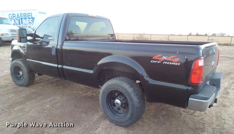 image for item EI9529 2008 Ford F250 Super Duty pickup truck