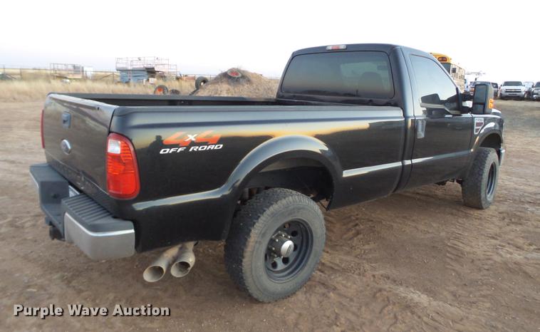 image for item EI9529 2008 Ford F250 Super Duty pickup truck