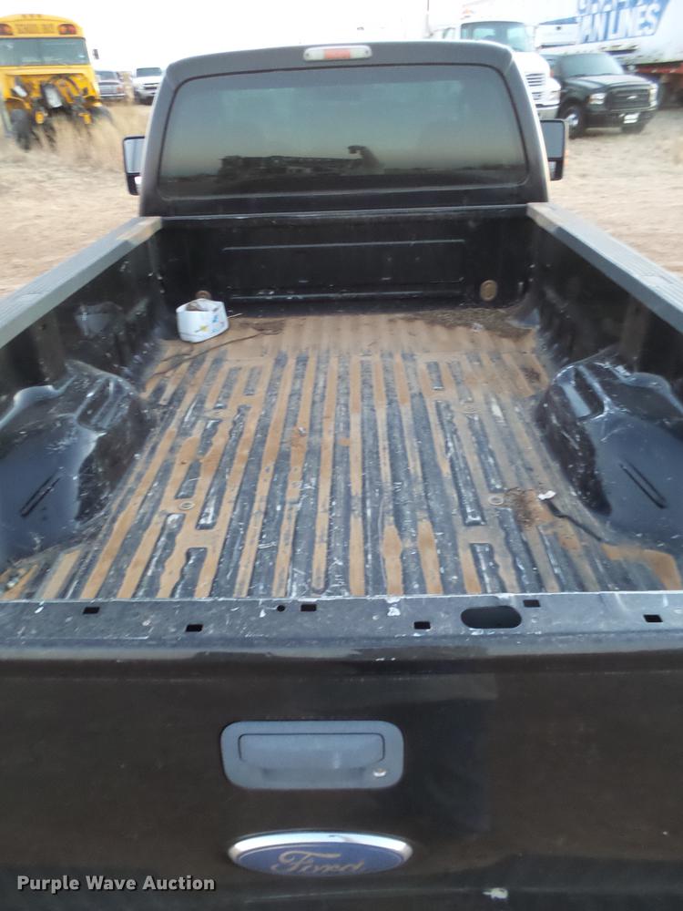 image for item EI9529 2008 Ford F250 Super Duty pickup truck