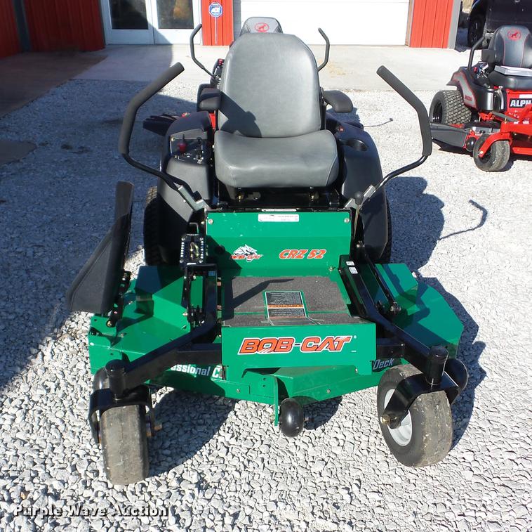 image for item EI9752 2017 Bobcat CRZ 52 lawn mower