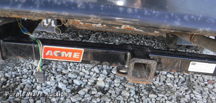 image for item J5508 2005 Ford E450 shuttle bus