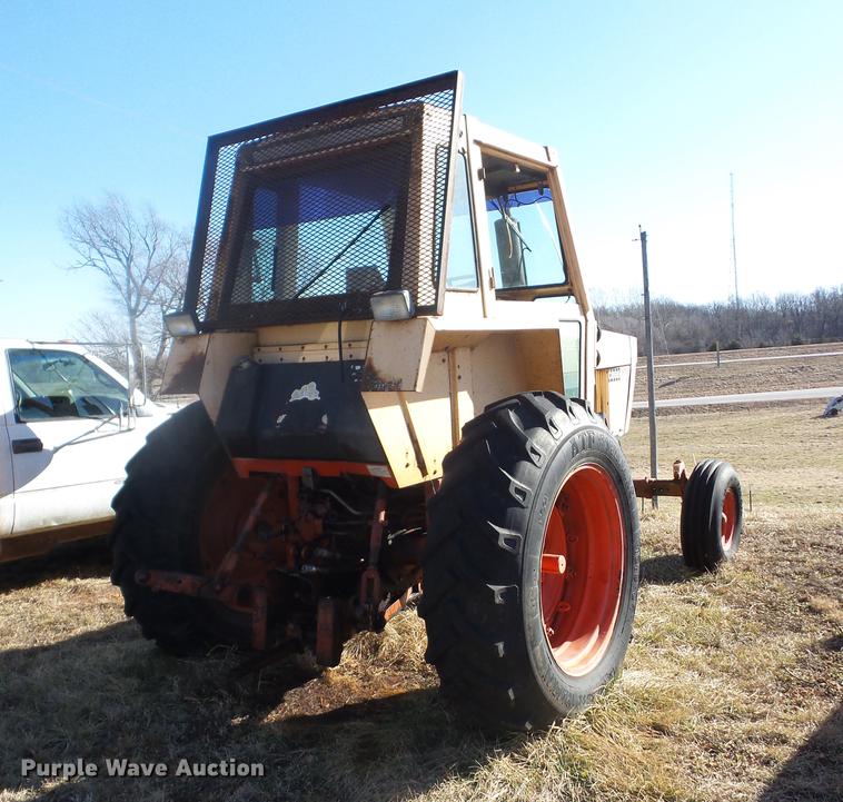 image for item J8539 1972 Case 970 tractor