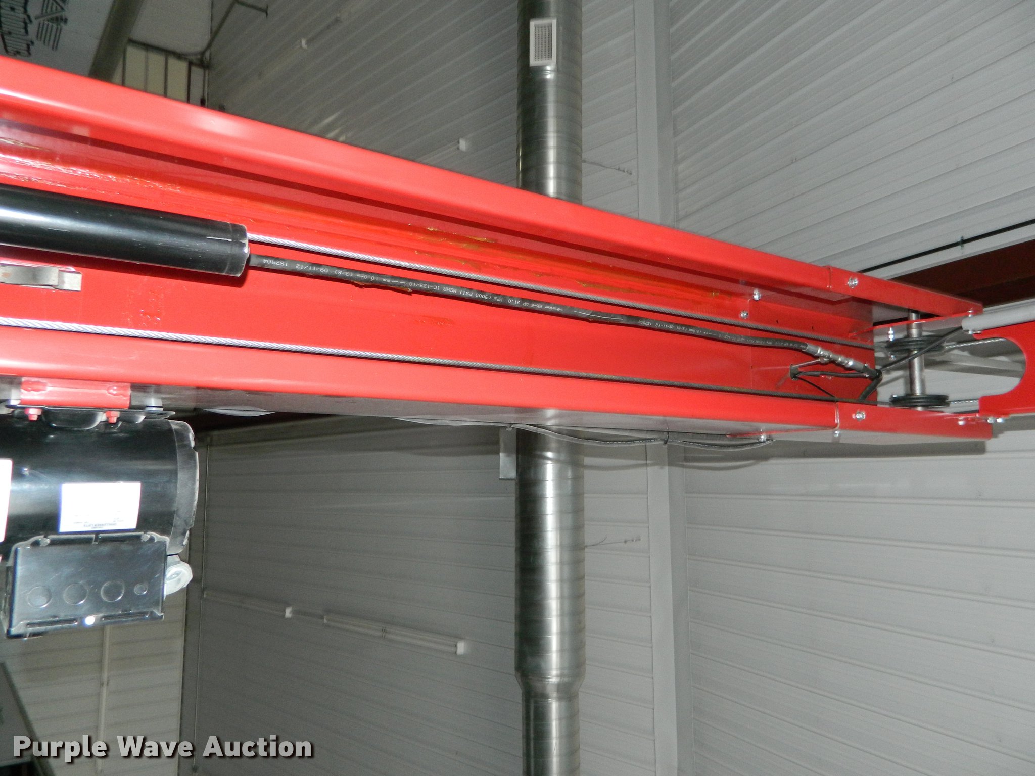 2012 Challenger CL10 two post lift in Phillipsburg, KS Item