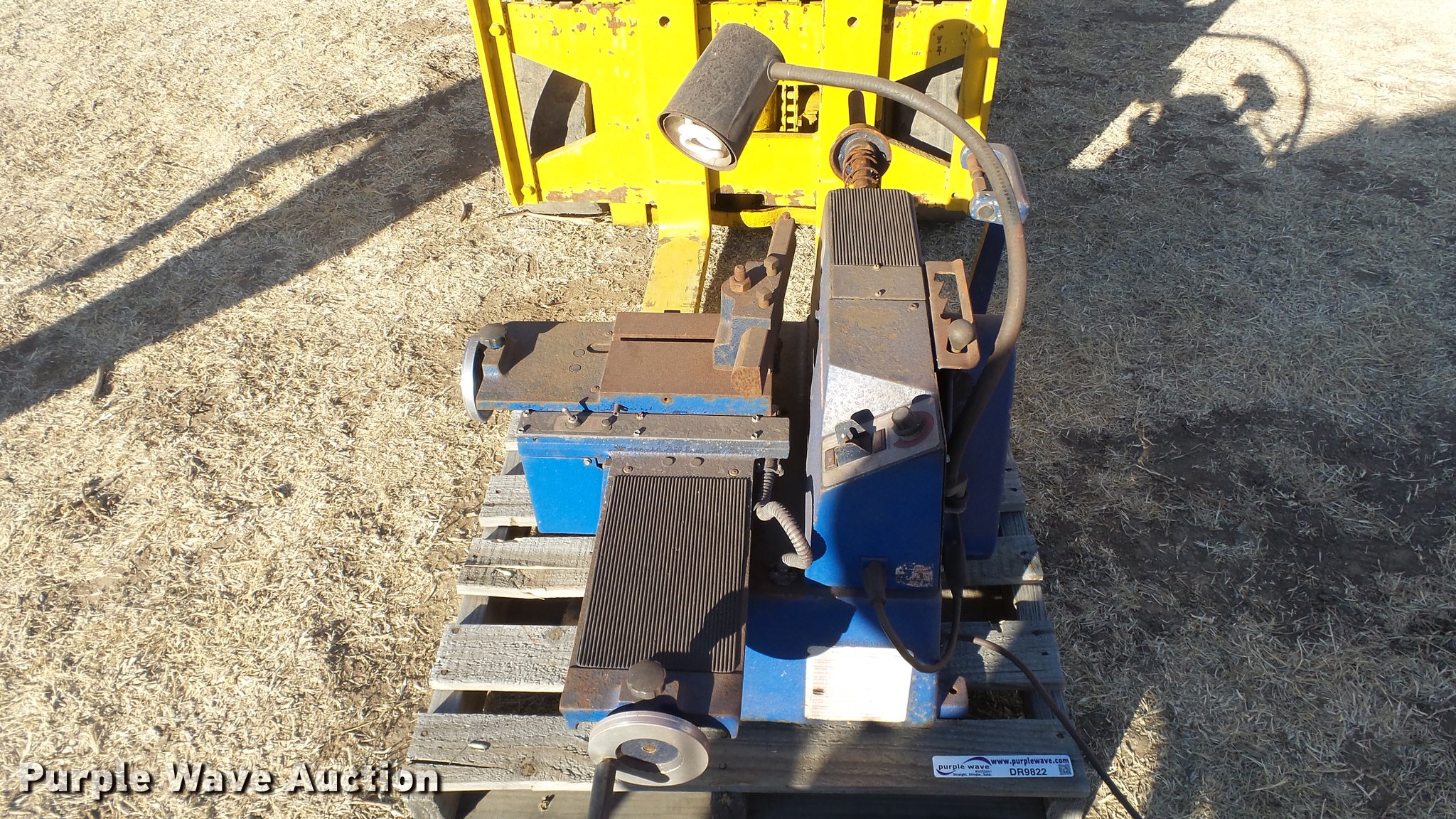 West 1115HD brake lathe in Offerle, KS Item DR9822 sold Purple Wave